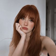 Soft Bangs Red Hair, Red Hair With Bangs Aesthetic, Copper Hair Color With Bangs, Dark Ginger Hair Pale Skin, Ginger Hair And Bangs, Make Up For Ginger Hair Pale Skin, Ginger Bangs Hair, Redheads With Bangs, Long Dark Red Hair With Bangs