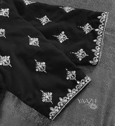 #aariembroidery #chennaiboutique #bespoketailoring #boutiquestyles #southindianbride #southindianbrides #weddingblouses #sustainablefashion #customtailoring #bridalwears #aariworkblouse #aariblouses #boutiques #onlineboutiques #chennaifashionblogger  #glam #glamour #glamorous #streetstyle #ootd #traditionalwear #tamilbride #chennaifashion #Machineembroidery #indianblouse #indianethnicblouse #indianwear #bridalwear #aariwork #indianaariwork #chennaiboutique #designerwearblouse #blousepattern Black Blouse Maggam Work Designs, Black Maggam Work Blouse Designs, Half Sleeve Blouse Designs, Traditional Saree Blouse Designs, Blouse Sketch, Embroidery Types, Princess Blouse, Pattu Pavada, Maggam Designs