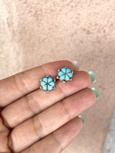 Adorable!!! 925 Sterling Silver + genuine Turquoise studs made in Zuni. Lightweight and perfect for the everyday! Nickel and lead free stud backs! More Precious Than Rubies, Teal Jewelry, Rodeo Jewelry, Dressing Tips, Bday Wishlist, Western Fits, Outfit Inso, Silver Turquoise Jewelry