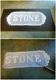 two pictures showing how to make a crocheted sign