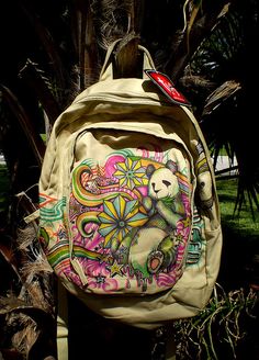 Fabric Art with a Sharpie Sharpie Art Backpack: Jshine Pandapack by JShine, via Flickr Sharpie Ideas, Plain Backpack, Zentangle Inspiration, Sharpie Drawings, Art Backpack