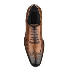 To Boot New York: Men's Duke Lace Ups in Burnished Calf Minimal Mens Fashion, Athletic Mens Fashion, Tall Men Fashion, Formal Belts, Men Fashion Classy, Formal Accessories, New Mens Fashion, Brown Suits, Mens Fashion Classy