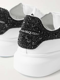 Find ALEXANDER MCQUEEN Crystal-embellished Leather Exaggerated-sole Sneakers on Editorialist. Alexander Mc Queen's exaggerated-sole sneakers made their debut on the runway almost a decade ago. A modern-day classic, this iteration has been made in Italy from white and black leather with crystal-embellished heel tabs for a subtle touch of sparkle. Alexander Mcqueen Sneakers Outfit, Alexander Mcqueen Sneakers, Alexander Mcqueen Shoes, Sole Sneakers, Sneakers Outfit, Black Sneakers, White Sneakers, Sneakers White, Sneakers Black