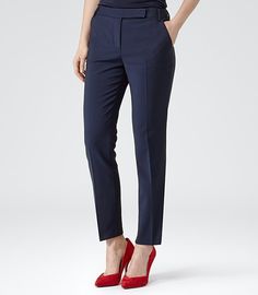 Reiss Joanna Casual Trousers - again, fab flat front trousers in some brilliant colours. Formal Trousers Women, Formal Pants Women, Professional Work Outfit, Work Pants Women, Tailored Clothes, Iranian Women Fashion, Office Wear Women, Casual Work Outfits, Casual Trousers