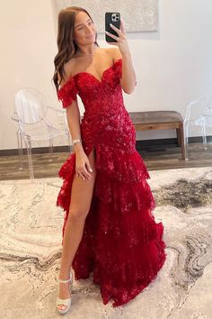 Tiered Prom Dress, Prom Dresses Long Lace, Lace Prom Dress, Prom Dress Inspiration, Cute Prom Dresses, Pretty Prom Dresses, Lace Homecoming Dresses, Different Dresses, Red Sequin