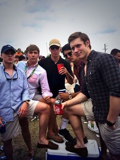 nashvilleprep: CMA Fest day 3 with the boys Preppy Guys, Frat Party Outfit, Summer Bachelorette Party, Frat Boys, Cma Fest, Frat Guys