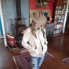 "Cool GAP barn coat!!  Dates from early 2000-2010, best I can tell.  Excellent condition. Such a great work jacket with nice big pockets & just a hint of stretch for comfort.  So useful & handy!  Measurements are as follows; Shoulder to shoulder-16.5\" Arm pit to arm pit-18.5\" Top of collar to bottom-26.5\" Sleeve-23.5\" 98%cotton 2%spandex" Western Style Long Sleeve Cotton Outerwear, Fall Ranch Outerwear With Pockets, Winter Outerwear With Pockets For Rodeo, Winter Rodeo Outerwear With Pockets, Western Style Cotton Winter Outerwear, Fitted Western Outerwear With Pockets, Western Long Sleeve Outerwear With Pockets, Western Style Long Sleeve Outerwear With Pockets, Casual Cotton Outerwear For Rodeo