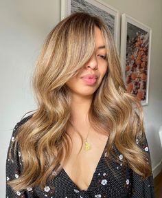 Bday Hair, Cute Hair Colors, Hair Things, Hair 2024, Honey Hair, Colour Ideas, Blonde Hair With Highlights, Honey Blonde, Hair Colour