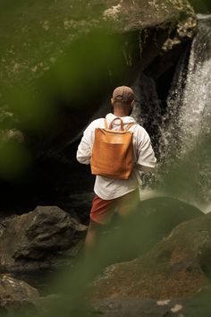 DESCRIPTION Convertible leather backpack. It can be transformed into a satchel-tote by switching the leather straps between positions. It features an unlined interior with a bronze top metal zip, an open internal pocket, an open external pocket in the front, and an external zipper pocket at the back. https://www.etsy.com/shop/SomosCasia DIMENSIONS -It can fit up to a 15" laptop. -Height: 15.7"/40cm -Width (on top): 11"/ 28 cm -Depth: 4.7" / 12 cm -Length of Straps: 28" / 72 cm DETAILS Made with full-grain vegetable-tanned leather dyed using natural pigments to ensure that our products are environmentally friendly. Our leathers are achieved naturally, and they are not painted nor has any industrial process been applied to them to neutralize their marks. The color may vary slightly from batc Leather Backpack With Leather Handles For Everyday, Everyday Leather Backpack With Leather Handles, Everyday Leather Satchel Backpack, Leather Backpack For Daily Use, Brown Leather Backpack For Daily Use, Everyday Leather Rectangular Backpack, Minimalist Leather Backpack With Adjustable Strap For Everyday Use, Minimalist Backpack For Everyday Use, Everyday Leather Backpack With Rectangular Shape