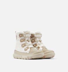 Sorel Explorer, Sorel Joan Of Arctic, Sorel Joan, Cozy Boots, Style Sportif, Waterproof Winter Boots, Sorel Womens, Ski Boots, Sorel Shoes