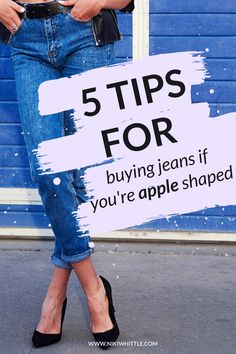 If you struggle to find jeans to fit your apple shape this article will give you 5 tips for buying jeans that fit and create curves, share the key things to look for in jeans that flatter a lollypop shape, and show you the most flattering jeans for apple shaped women #jeans #denim #appleshape #lollypop #bodyshape #bodytype #flattering #shoppingtips #bodyshapes Jeans For Apple Shaped Women, Apple Shaped Celebrities, Apple Body Shape Clothes, Inverted Triangle Fashion, Apple Body Shape Outfits, Apple Shape Fashion