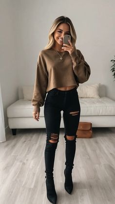 Stylish & Classy: 15 Fall Outfits Women Can Rock in 2024 - Cheerful Talks 2024 Pumpkin Patch Outfits, Date Night With Jeans Outfit, Fall Baddie Outfits 2024, Classy Winter Dinner Outfit, Casual Trendy Outfits 2024, Thanksgiving Outfit Women 2024, Fall Going Out Outfits 2024, 2024 Outfits Winter, Crop Top Winter Outfits