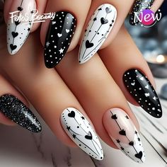 Black And White Nails, Popular Nail Art, Long Press On Nails, Easy Nails, Nail Forms, Nail Patterns, Popular Nails, White French, Nail Length