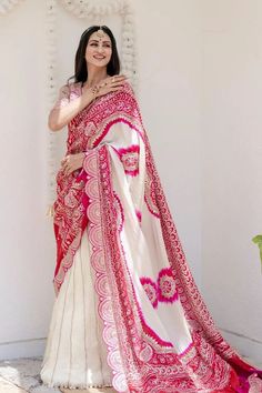 Bengali Traditional Look, Bengali Style Saree, Bengali Dress, Diwali Presents, Saree Inspiration, India Saree, Saree Wearing Styles, Simple Saree Designs