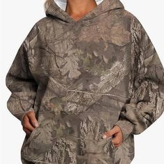 All Sizes Camo Baggy Women’s Hoodie Big Pockets Womens Camo Fashion, Black Trunk, Fall Pullover, Womens Camo, Camo Hoodie, Sports Hoodies, Sweatshirt Women, Maple Leafs