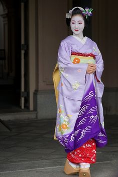 Kabuki Costume, Maneki Neko, Cosplay Outfits, Japanese Kimono, Japanese Culture, Custom Dresses, Ancient Art, Kyoto