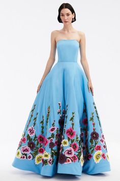 Floral Applique Ball Gown For Prom, Prom Ball Gown With Floral Applique, Prom Ball Gown Evening Dress With Floral Applique, Elegant Floral Embroidery Evening Dress For Debutante Ball, Elegant Floral Embroidered Evening Dress For Debutante Ball, Floral Organza Ball Gown For Prom, Floral Applique Gown For Prom Season, Prom Ball Gown With Floral Embroidery And Fitted Bodice, Floral Applique Gown For Prom Season Banquet