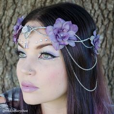 Hey, I found this really awesome Etsy listing at https://www.etsy.com/listing/228253135/silver-and-lavender-elven-crown Elven Crown, Fairy Crown, Flowers In Her Hair, Head Jewelry, Crown Design, Fantasy Costumes, Head Piece, Fairy Costume, Cat Jewelry