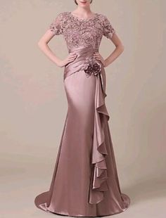 Mermaid / Trumpet Elegant Formal Evening Dress Jewel Neck Short Sleeve Sweep / Brush Train Lace with Ruched Ruffles Appliques Evening Dresses Online, Chique Outfits, Mother Wedding Dress, Cheap Evening Dresses, Girls Formal Dresses, Formal Evening Dress, فستان سهرة, Mothers Dresses, Women's Evening Dresses