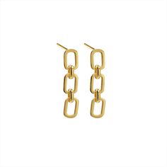 Perfect for work or a date night, these versatile earrings are a must-have addition to your jewelry collection. Available in both silver and gold, they feature three geometric squares connected into a captivating design. Made with high-quality sterling silver, these eye-catching earrings are designed to impress. Paperclip Earrings, Chunky Gold Earrings, Chain Link Earrings, Shiny Earrings, Prom Jewelry, Link Earrings, White Gold Earrings, 925 Sterling Silver Chain, Gold Earrings Dangle