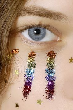 Festival Make Up, Festival Makeup, Rainbow Glitter, Glitter Makeup, Editorial Makeup, Soft Grunge, Makeup Trends, Face Art, Makeup Art