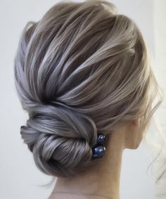 Simple Bun Hairstyles, Hairstyles Ideas For Long Hair, Easy Hair Bun, Simple Bun, Ideas For Long Hair, Hair Donut, Side Braid Hairstyles, Easy Bun Hairstyles, Hair Bun Tutorial