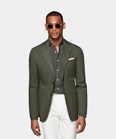 Green Linen Blazer Men, Green Linen Blazer Outfit, Mens Blazer Style Fashion Ideas, Green Jacket Outfits For Women, Sandro Outfit, Green Suit Men, Green Suit Jacket, Tshirt Details