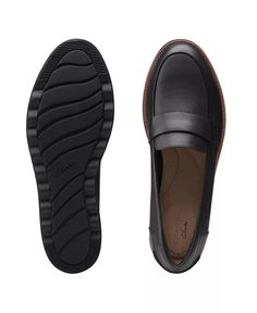 Cushioned Slip-on Flats For Business Casual, Flat Slip-ons With Removable Insole For Office, Business Casual Slip-on Loafers With Contrast Sole, Leather Footbed Slip-on Work Flats, Slip-on Flat Shoes For Work, Slip-on Loafers With Contrast Sole For Workwear, Office Slip-ons With Cushioned Footbed And Flat Heel, Branded Insole Slip-on Flats For Business Casual, Office Slip-ons With Cushioned Flat Heel