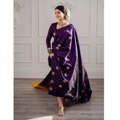 Kalay, Purple Saree, Saree Blouse Designs Latest, Designer Saree Blouse Patterns, Trendy Sarees