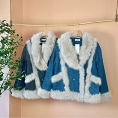 Stylish Faux Fur Trimmed Jackets. Cozy And Elegant. Perfect For Chilly Days. Made In Italy One Size Fits Medium-Large Sizes 6-12 Trim Jacket, Faux Fur Coat, Fur Trim, Faux Fur, Black Jeans, Trim, Jackets & Coats, Jackets For Women, Blue