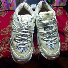 Vintage White Men Gucci Track Sneakers. Track Sneakers, Shoes Vintage, White Men, Gucci Shoes, Vintage Shoes, White Vintage, Vintage Men, Athletic Shoes, Men's Shoes