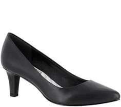 On Pointe. You are dressed for success down to your feet when you step into these Easy Street pumps. The classic pair is the perfect choice for days and evenings you want to radiate confidence. From Easy Street. Radiate Confidence, Easy Street, Dress For Success, Fashion Shoes, Oxford, Loafers, Pumps, Confidence