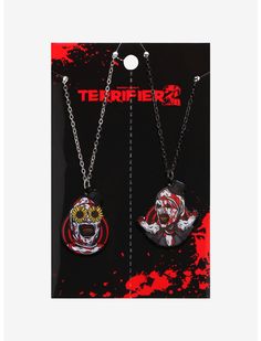 Terrifier Art The Clown Best Friend Necklace Set | Hot Topic Kenna Core, Matching Necklaces For Best Friends, Terrifier Drawing, Clown Necklace, Terrifier Art The Clown, Silly Earrings, Halloween Costume Jewelry, Goth Fits, Goth Stuff