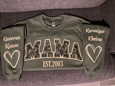 Custom camouflage print mama sweatshirt on military green sweatshirt. Camouflage Cotton Crew Neck Sweatshirt, Fall Camouflage Crew Neck Sweatshirt, Fall Military Crew Neck Tops, Military Style Crew Neck Tops For Fall, Mama Sweaters, Vinyl Shirt Ideas, Cricut Tricks, Graduation Shirts For Family, Momma Shirts