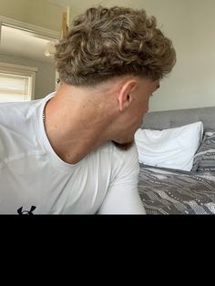 Burst fade mens haircut Fades For Curly Hair For Men, Fades With Curly Hair, Mens Haircut Curly Hair Fade, Different Fades For Men, Long Burst Fade, Low Fade Haircut Mens Curly Hair, Mens Burst Fade, Low Fade Curly Hair Men, Curly Hair With Fade