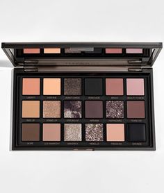 Huda Beauty Grunge Palette, Huda Beauty Pretty Grunge Palette, Daytime Smokey Eye, Smokey Eye Shadow, Makeup Palette Collection, Huda Beauty Eyeshadow Palette, Smokey Eyeshadow Palette