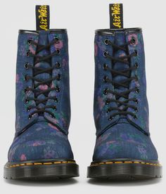 A unique interaction of the classic Dr Martens 1460 boot. Its instantly recognizable DNA looks like this: 8 eyes, classic Dr. Martens Smooth leather, grooved sides, a heel-loop, yellow stitching, and a comfortable, air-cushioned sole. Built on the iconic Dr. Martens air-cushioned sole, which is oil and fat resistant with good abrasion and slip resistance Use Dr. Martens' Wonder Balsam to keep your boots clean, protect the leather, and keep it soft and supple Dr. Martens run true to US size with Blue Boots For Streetwear In Spring, Blue Boots For Spring Streetwear, Vintage Bouquet, Boots Uk, Bouquet Design, Dr. Martens Boots, Denim Fabric, Lace Up Boots, Smooth Leather