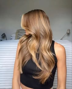 Brown Hair Inspo, Dark Blonde Hair, Honey Hair, Blonde Hair Inspiration