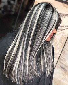 26 Straight Layered Hair Ideas for All Lengths and Textures Layered Hair Ideas, Long Grey Hair, Silver Hair Highlights, Grey Hairstyles, Long Silver Hair, Straight Layered Hair, Silver Blonde Hair, Dramatic Hair, Silver Sisters