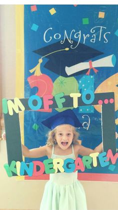 Pre K Celebration Ideas, Prek Graduation Craft Ideas, Preschool Graduation Door Decorations, End Of The Year Craft Preschool, End Of Year Party Decorations, Pre K End Of Year Celebration