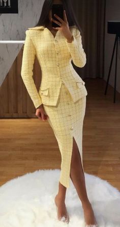 Classy Skirt Suits For Women, Tweed Gown, Stylish Blazers For Women, Skirt Suits For Women Classy, Stylish Blazers, Costum Elegant, Corporate Dress, Stylish Work Attire