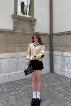 Style Essence, 2024 Aesthetic, Cute Shopping, Academia Outfits, Spring Look, Paris Outfits, Outfit Black, Looks Black