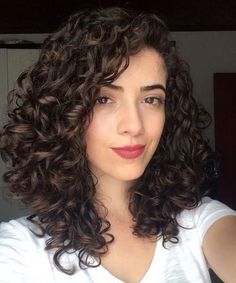 Perfect Medium Curly Hairstyles for Women #curlyhairbob #curlyhairstyles #thick #curly #hairstyles Hair Without Heat, Haircuts Ideas, Medium Curly, Long Face, 100 Human Hair Wigs, Curly Bob Hairstyles, Curly Hair Cuts, Short Curly Hair