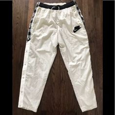 Nwt Mens Nike Nsw Sportswear Tear Away Track Pants Light Bone/Summit White/ Black Brand New Never Worn R22 C1