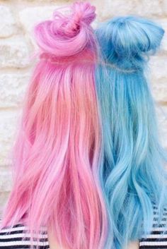 Pastel Blue Hair, Soft Grunge Hair, Half And Half Hair, Dyed Hair Pastel, Split Dyed Hair, Split Hair, Hair Dye Ideas, Hair Color Purple