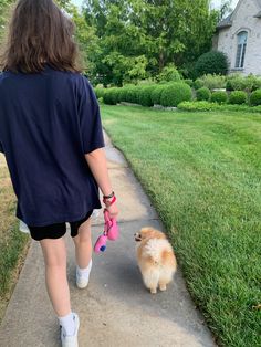 Gracie Abrams With Dog, Outfit Verano, Weather Clothes, Fotos Aesthetic, Warm Weather Outfits, 1 Girl, Car Videos, Friend Outfits