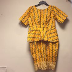 Beautiful Ankara Dress Yellow Fitted Short Sleeve Set, Dresses Ankara, Dress Looks, Skirt And Top, Ankara Dress, Asymmetrical Dress, Skirt Top, Ankara, Ruby