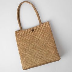 Handmade in Thailand by an artisan friend, this bag is perfect for the beach, the boat, the market, or the day. Size: 13”x5.5”. Made from all-natural jude. Please allow 6-8 weeks for delivery. Francophile Gifts, Bachelorette Beach Weekend, Foil Letterpress, Beach Weekend, Organic Herbal Tea, Bamboo Crafts, Moon Gifts, Linen Paper, Kit Bag