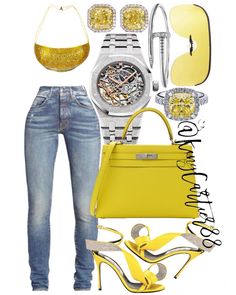 Beyoncé Instagram, All Yellow Outfit, King Cartier88, Yellow Heels Outfit, Yellow Dinner, Yellow Purse, Mom Goals, Beyonce Outfits, Interesting Outfits