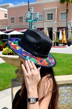 Embroidered hats made in Mexico and distributed from Florida, USA. Measurements: 37x33x16 cm. 14x12x6 inch. The hats are carefully made with the purpose of supporting the talented Mexican artisans. These hats have an ideal design to elevate your outfit and receive more than one compliment on the street. Multicolor Fedora Straw Hat, Multicolor One-size Fedora Straw Hat, Multicolor One Size Fedora Straw Hat, Multicolor One Size Fits Most Fedora Straw Hat, Multicolor Woven Panama Hat With Short Brim, Adjustable Brimmed Multicolor Panama Hat, Traditional Multicolor Fedora Hat, Artsy Adjustable Fedora With Curved Brim, Multicolor Woven Hats With Flat Brim